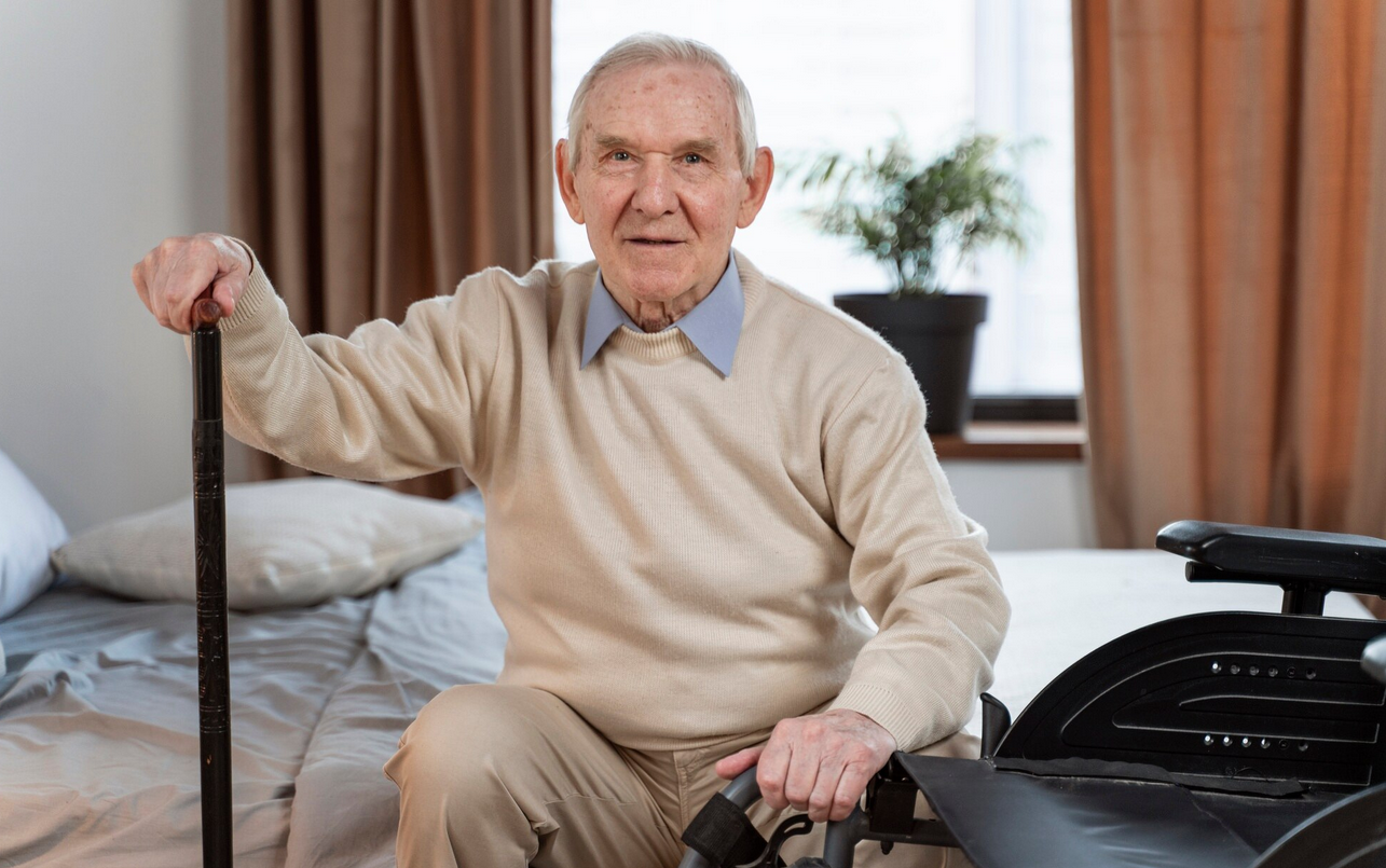 Falls prevention balance exercise with physiotherapist